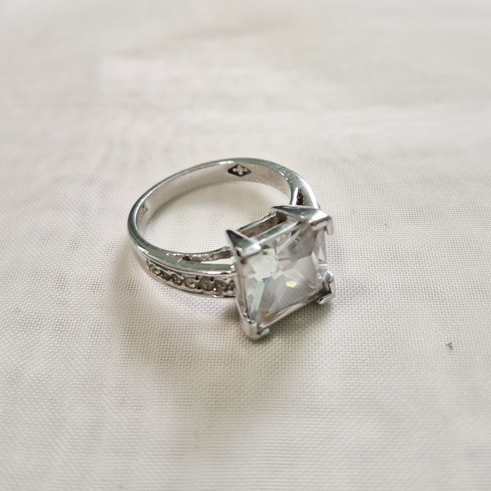 Sparkling Square-Cut Silver Ring with Clear Center Stone